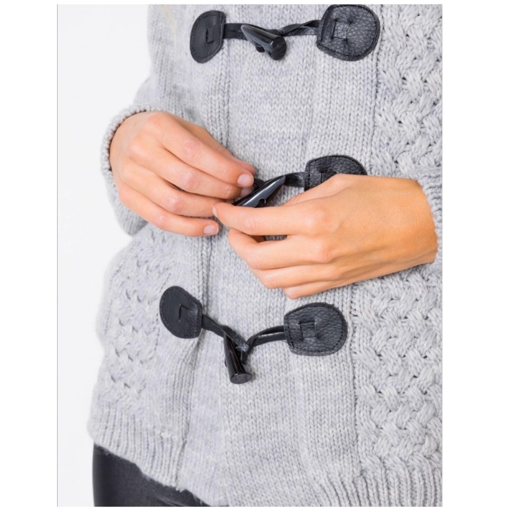 🎀HP🎀Cozy Chic Gray Mix Knit Front Buckle Sweater - Picture 4 of 7